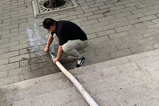 消防維保收費室按建筑面積還是使用面積計算？